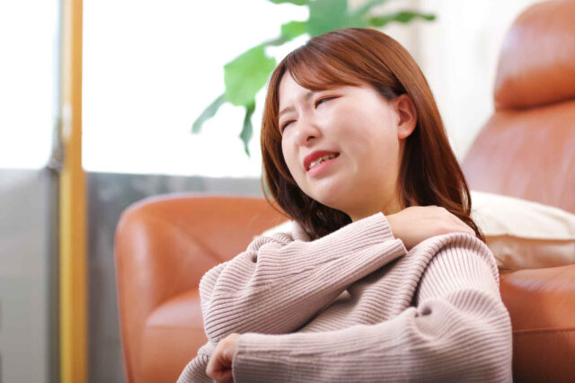 肩の痛みイメージ